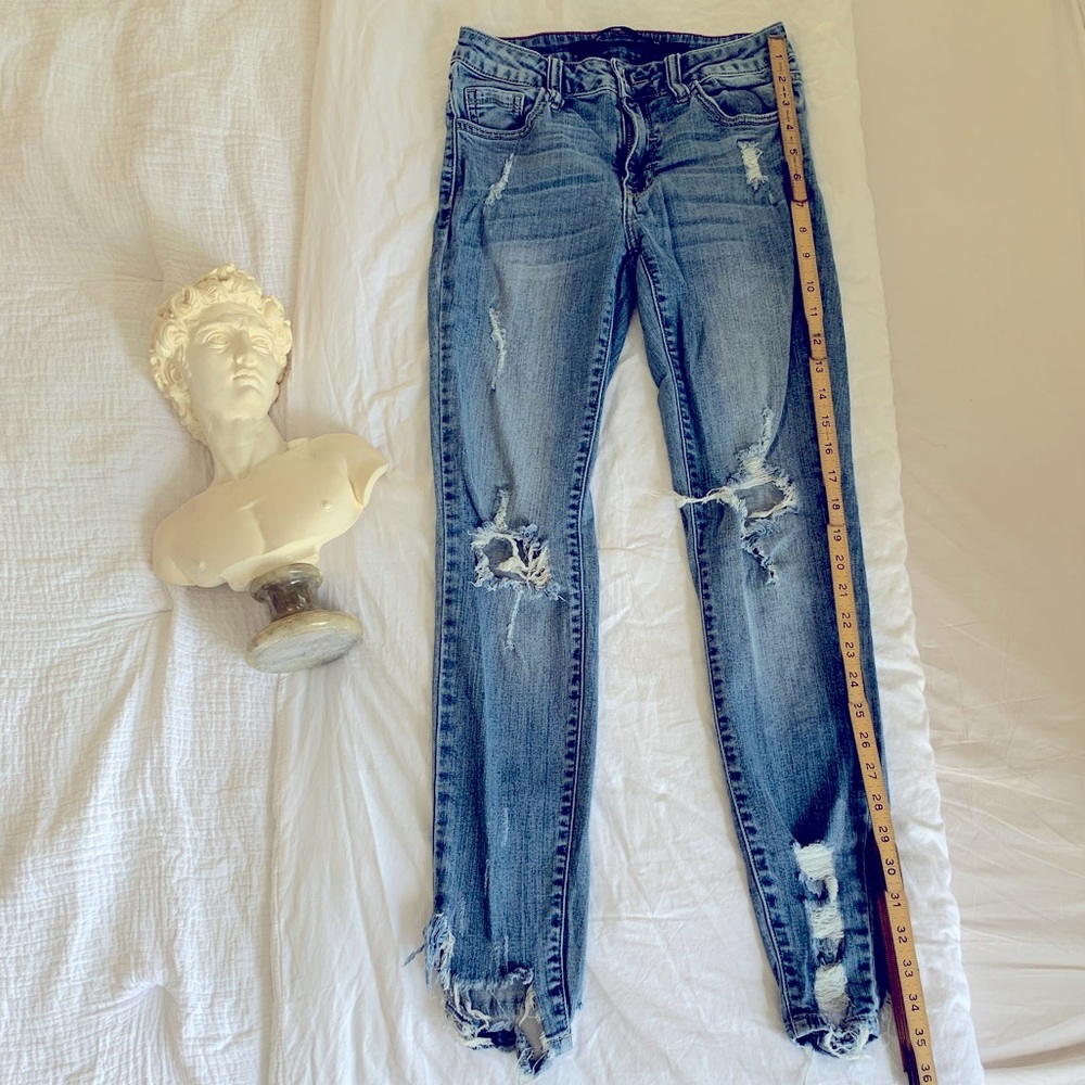 👛Harper Jean “Jeggings” with rips 💀